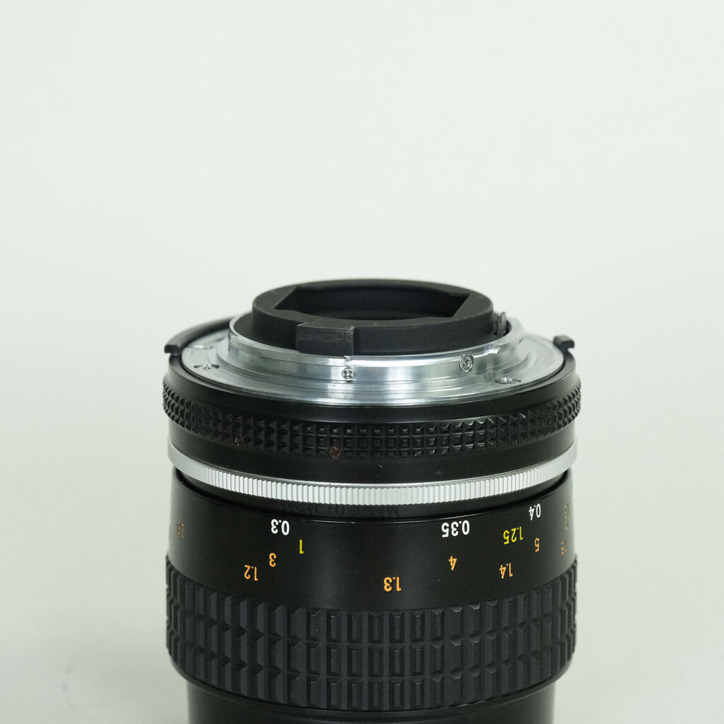 Nikon Ai Micro-Nikkor 55mm F2.8Sの出品 | ONE SCENE（ワンシーン）