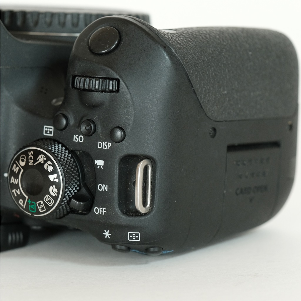 Canon EOS Kiss X9i