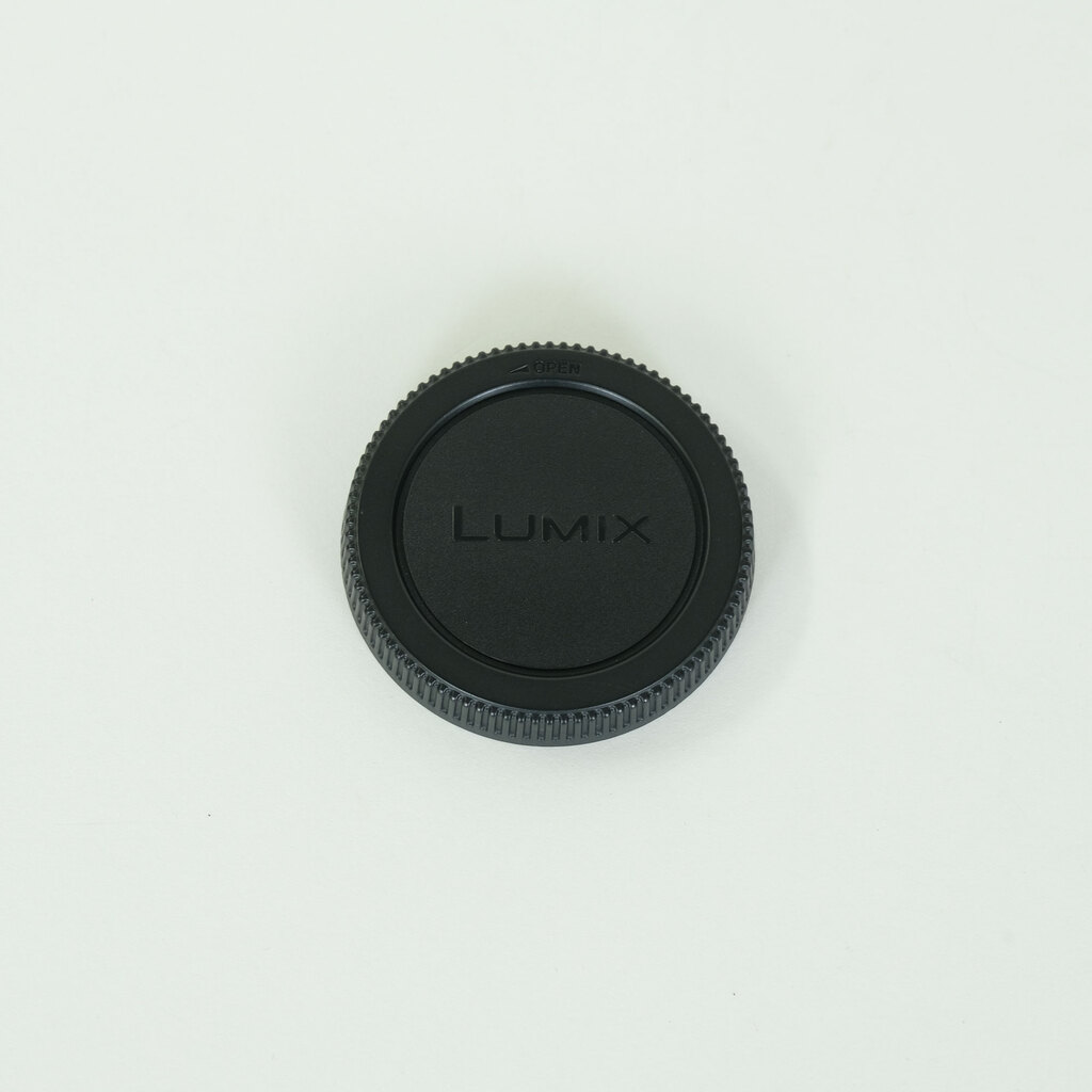 Panasonic LEICA DG VARIO-ELMARIT 50-200mm / F2.8-4.0 ASPH. / POWER O.I.S. Panasonic LEICA DG VARIO-ELMARIT 50-200mm / F2.8-4.0 ASPH. / POWER O.I.S.