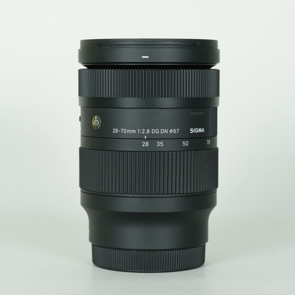 28-70mm F2.8 DG DN [ソニーE用] 中古価格比較 - 価格.com