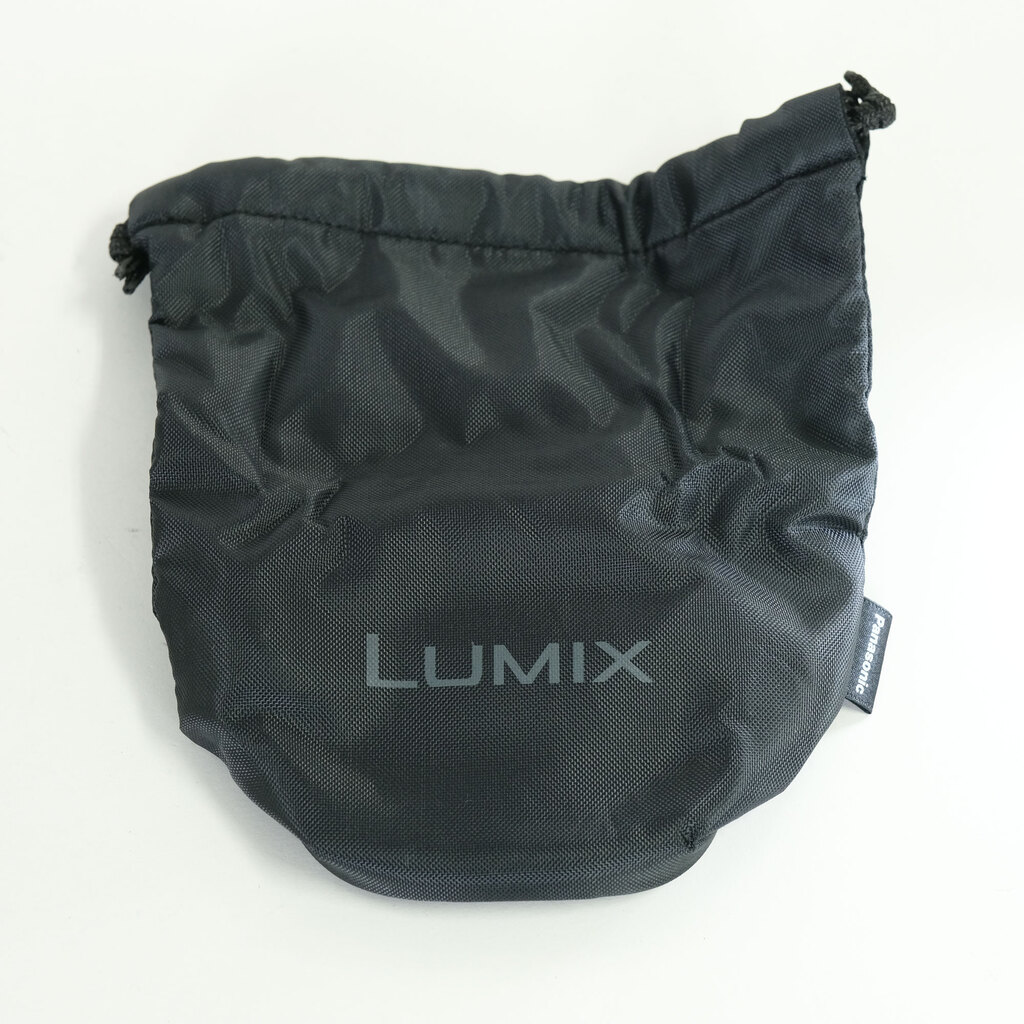 Panasonic LUMIX G VARIO 100-300mm / F4.0-5.6 / POWER O.I.S. Panasonic LUMIX G VARIO 100-300mm / F4.0-5.6 / POWER O.I.S.