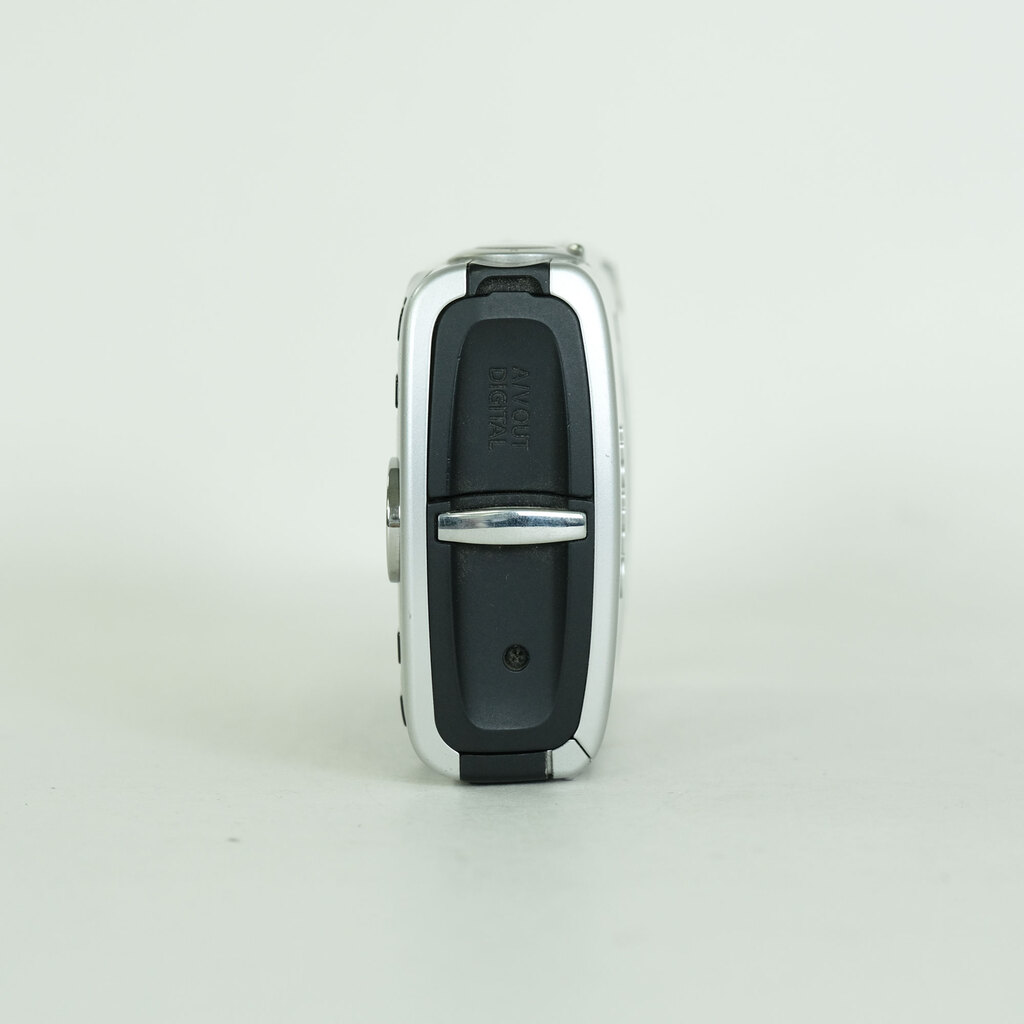 Canon IXY DIGITAL 910IS シルバー