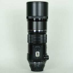 OLYMPUS M.ZUIKO DIGITAL ED 300mm F4.0 IS PRO