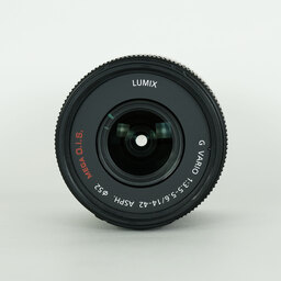 Panasonic LUMIX G VARIO 14-42mm F3.5-5.6 ASPH./MEGA O.I.S.