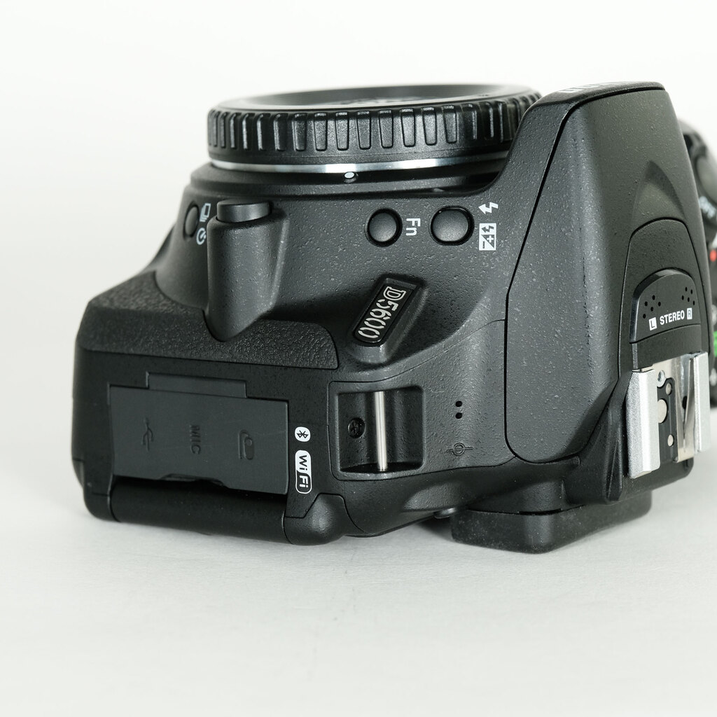 Nikon D5600