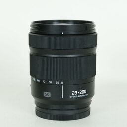 Panasonic LUMIX S 28-200mm F4-7.1 MACRO O.I.S. Panasonic LUMIX S 28-200mm F4-7.1 MACRO O.I.S.