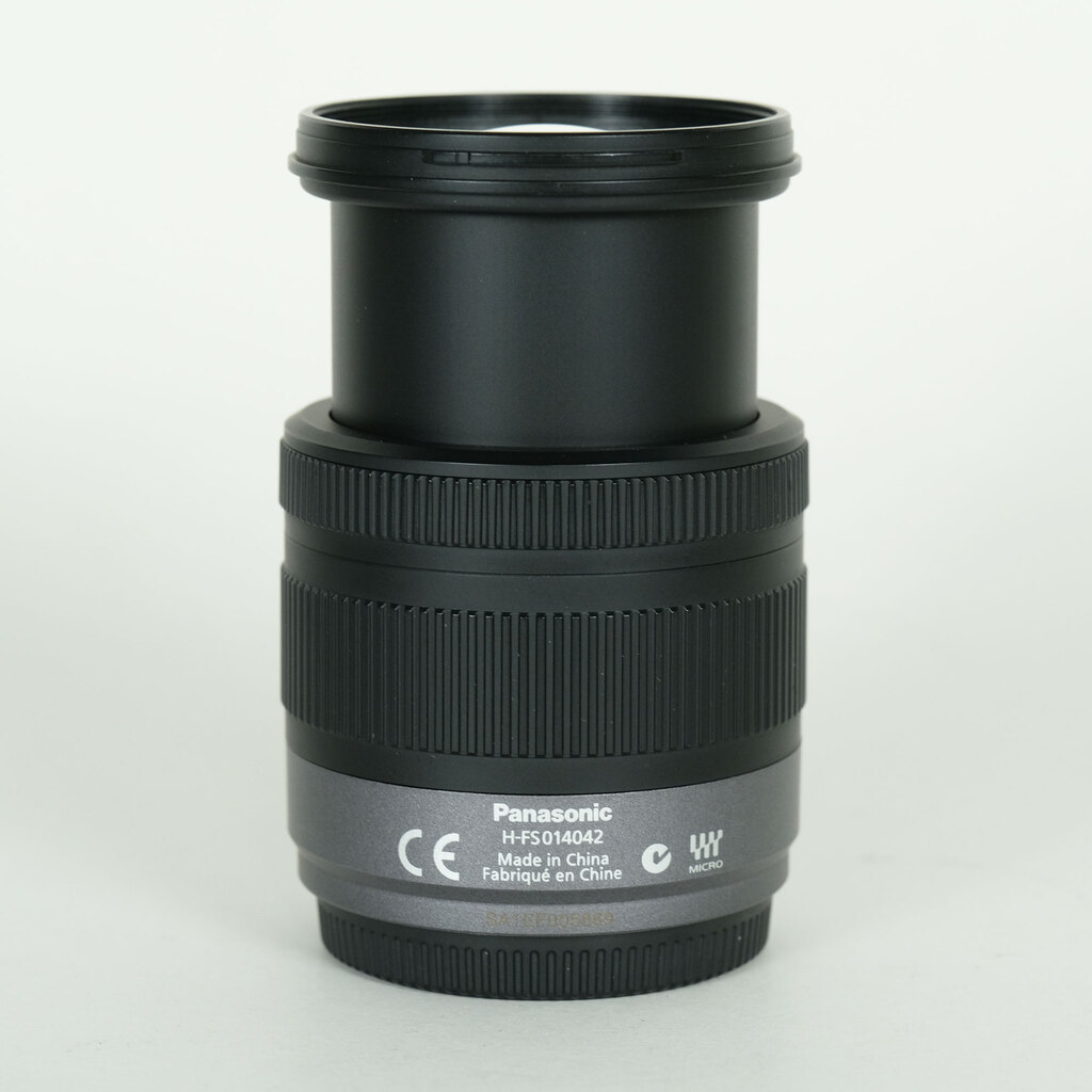 Panasonic LUMIX G 14-42mm F3.5-5.6 ASPH. MEGA O.I.S. H-FS014042 Panasonic LUMIX G 14-42mm F3.5-5.6 ASPH. MEGA O.I.S. H-FS014042