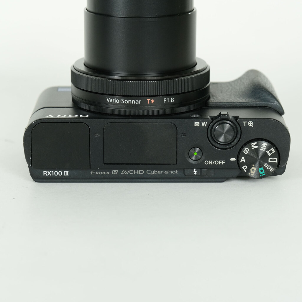 SONY Cyber-shot DSC-RX100M3の出品 | ONE SCENE（ワンシーン）