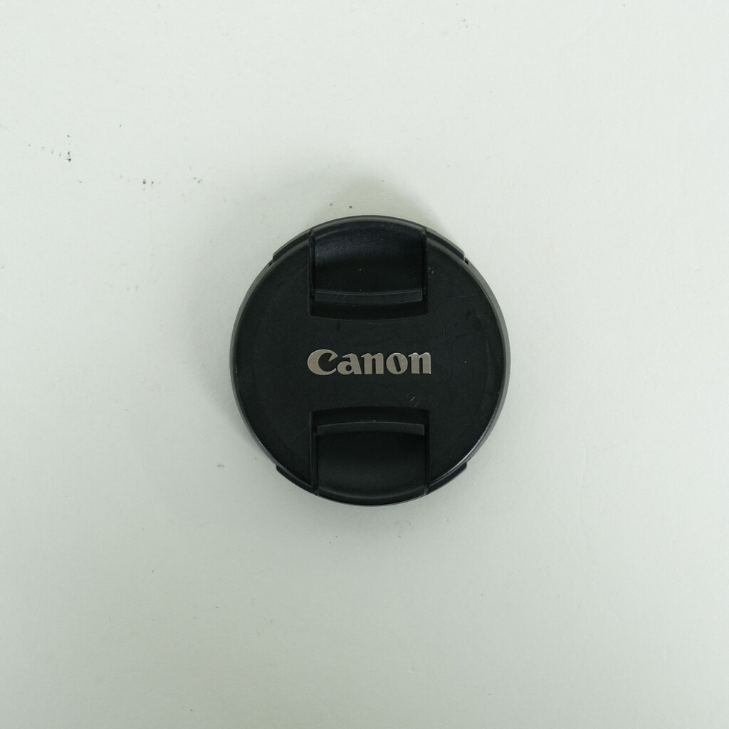 Canon RF35mm F1.8 MACRO IS STM
