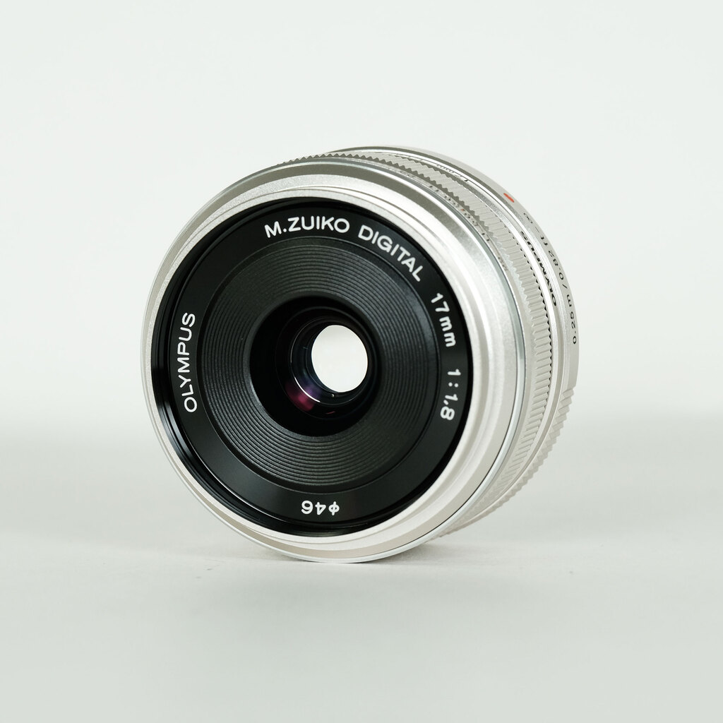 OLYMPUS M.ZUIKO DIGITAL 17mm F1.8