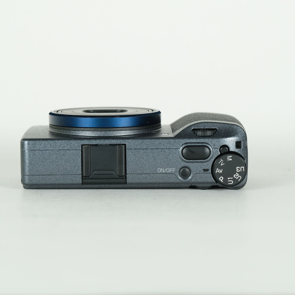 RICOH GR IIIx Urban Edition