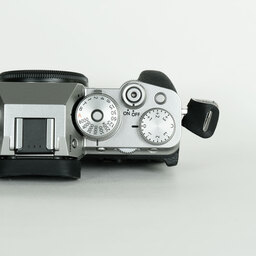 FUJIFILM X-T4 FUJIFILM X-T4