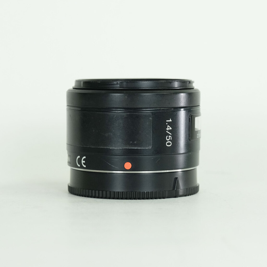 SONY 50mm F1.4 SAL50F14