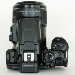 Nikon COOLPIX P950