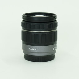 Panasonic LUMIX G VARIO 14-42mm F3.5-5.6 ASPH./MEGA O.I.S. Panasonic LUMIX G VARIO 14-42mm F3.5-5.6 ASPH./MEGA O.I.S.