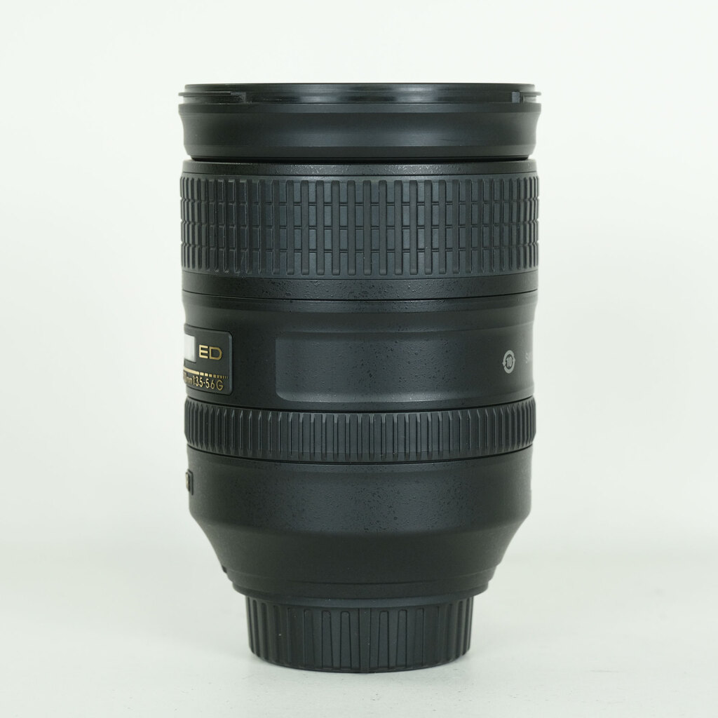 Nikon AF-S NIKKOR 28-300mm f/3.5-5.6G ED VR Nikon AF-S NIKKOR 28-300mm f/3.5-5.6G ED VR