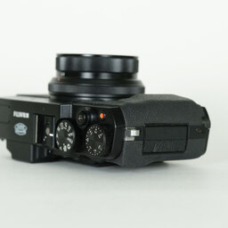 FUJIFILM X30 ブラック FUJIFILM X30 ブラック