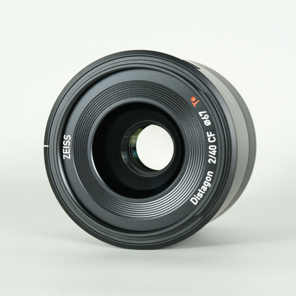 Carl Zeiss Batis 2/40 CF [ソニーE用]の出品 | ONE SCENE（ワンシーン）