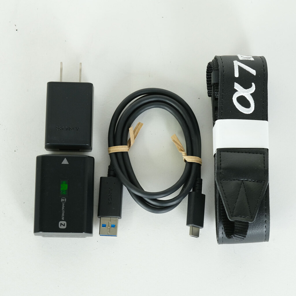 SONY α7 IV(ILCE-7M4) SONY α7 IV(ILCE-7M4)