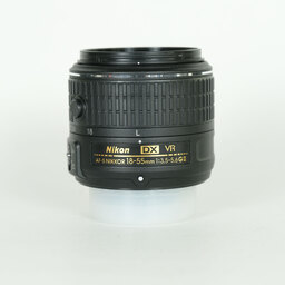 Nikon AF-S DX NIKKOR 18-55mm f3.5-5.6G VR II