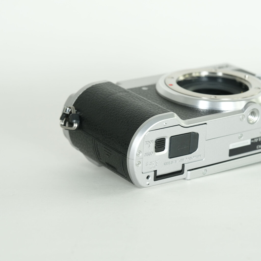 Panasonic LUMIX DC-GX7MK3 シルバー