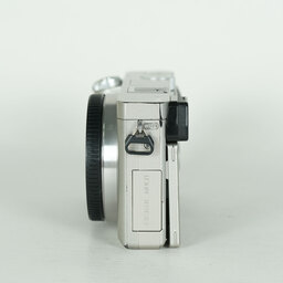 SONY α6000(ILCE-6000) SONY α6000(ILCE-6000)