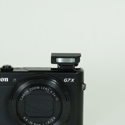 Canon PowerShot G7X Mark II