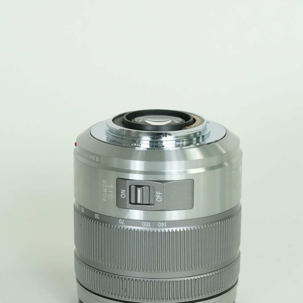 Panasonic LUMIX G VARIO 14-140mm F3.5-5.6 ASPH. POWER O.I.S.  シルバー    H-FS14140-S