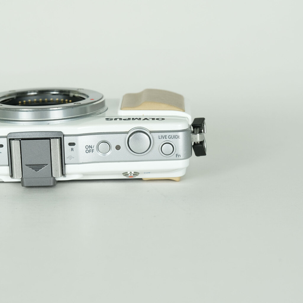 OLYMPUS PEN mini E-PM2 ボディ ホワイトの出品 | ONE SCENE（ワンシーン）