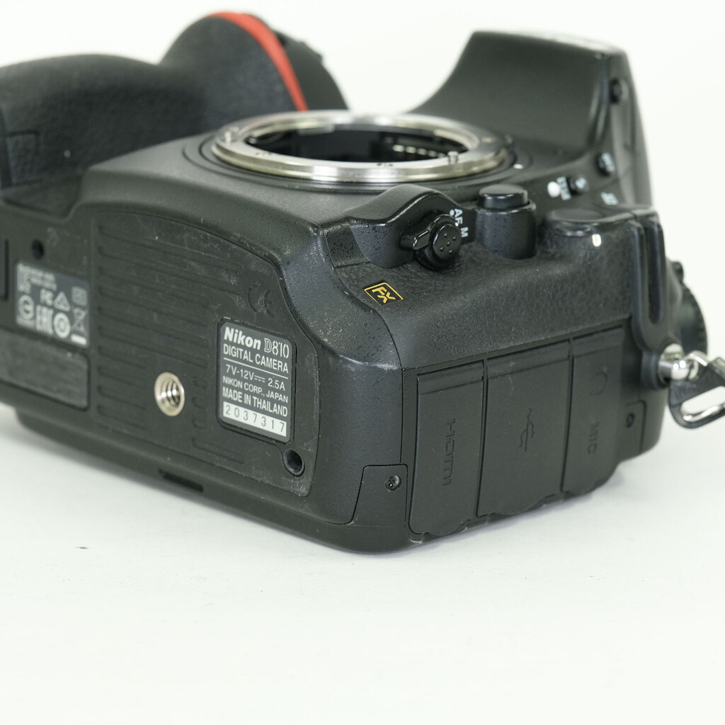 Nikon D810