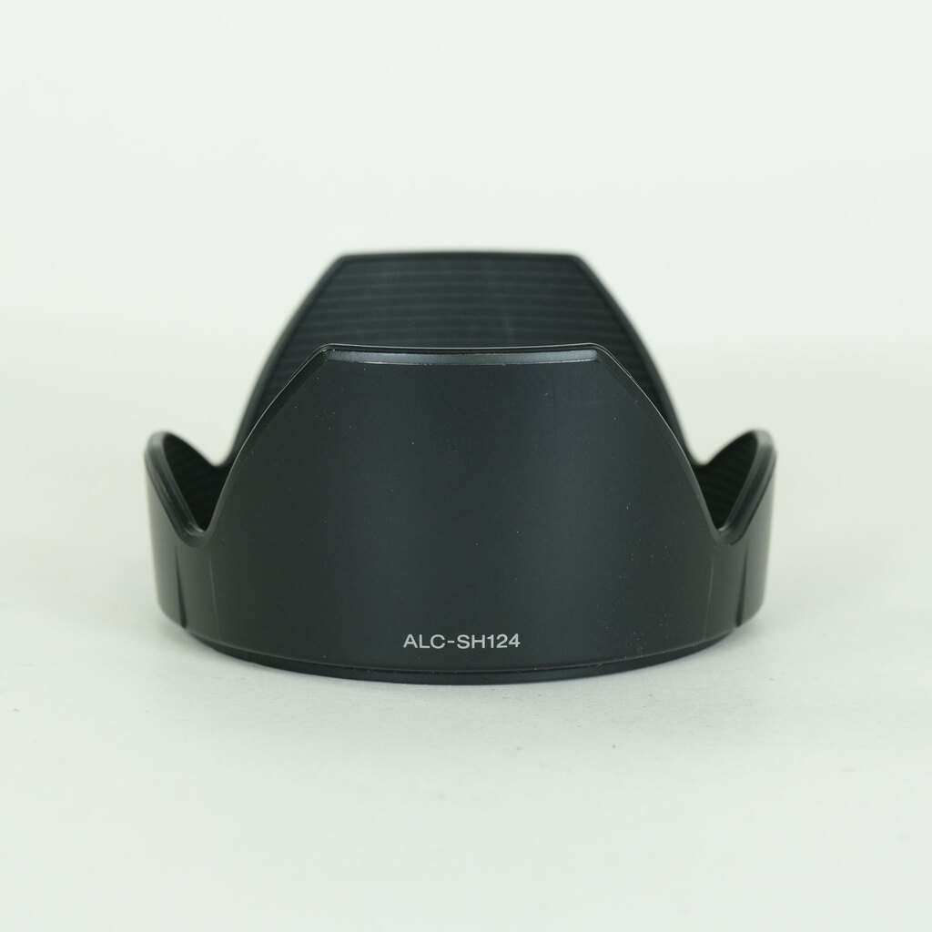 SONY E18-200mm F3.5-6.3 OSS LE SEL18200LE