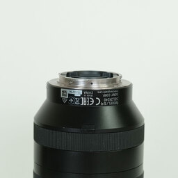 SONY FE 24-240mm F3.5-6.3 OSS SEL24240