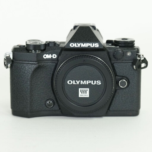 OLYMPUS OM-D E-M5 Mark II