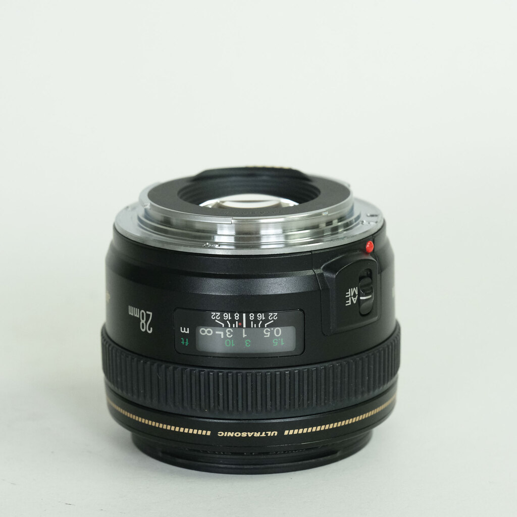 Canon EF28mm F1.8 USM