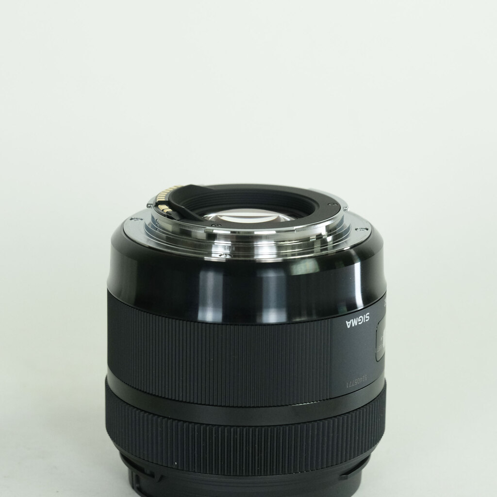 SIGMA 30mm F1.4 DC HSM | Art [キヤノン用]