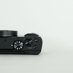 Panasonic LUMIX DC-TZ90 ブラック