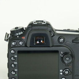 Nikon D7100