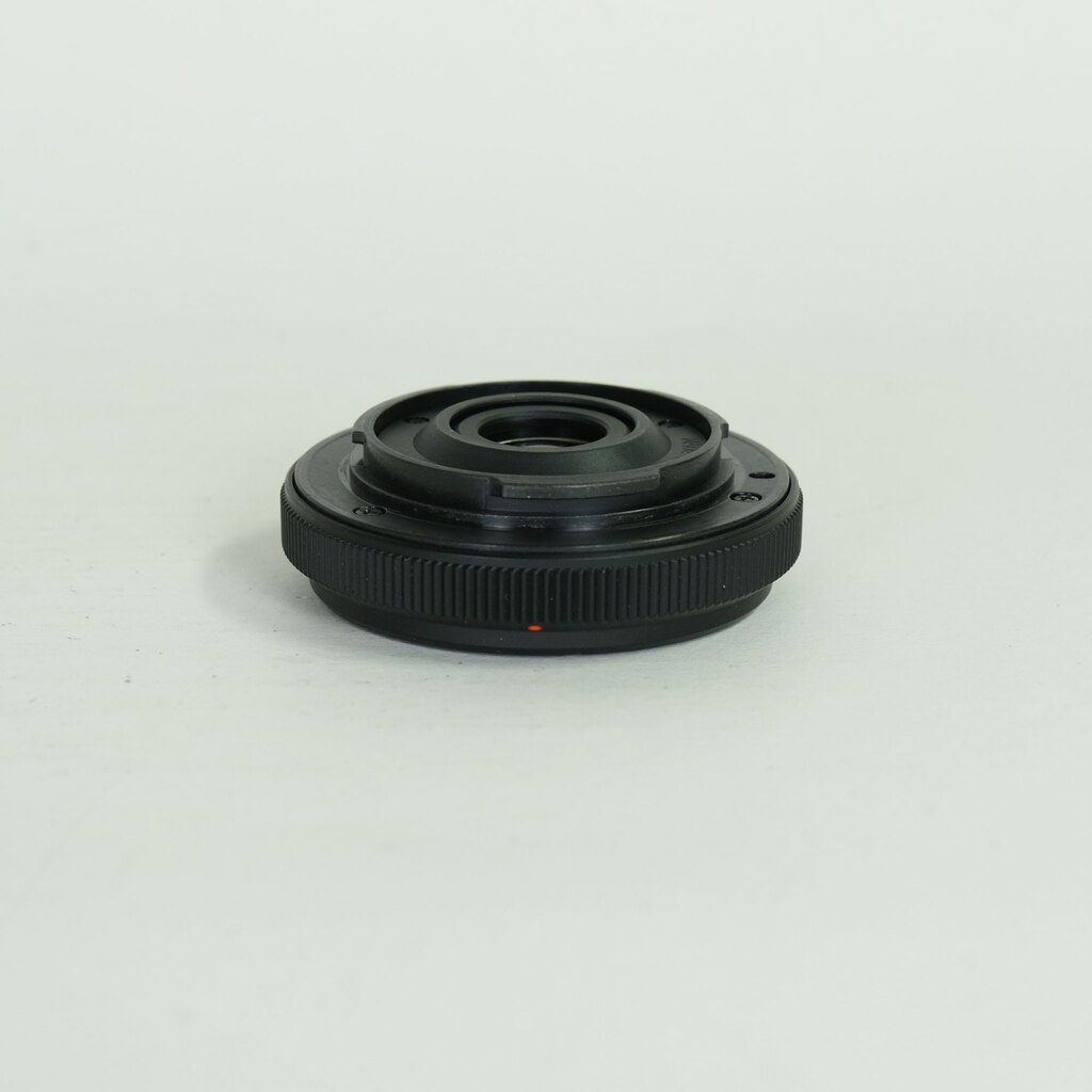 OLYMPUS フィッシュアイボディキャップレンズ（9mm Ｆ8.0 FISHEYE） BCL-0980 ブラック