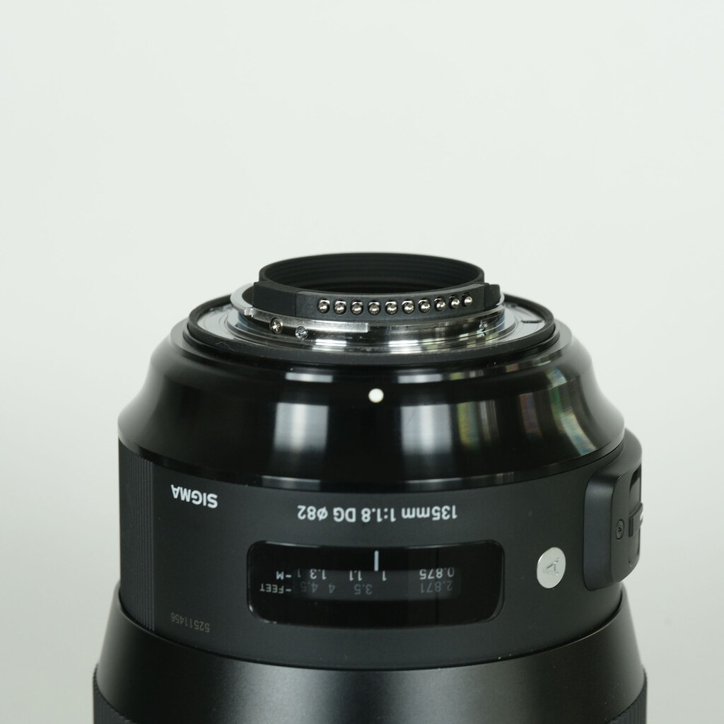 SIGMA 135mm F1.8 DG HSM｜Art [ニコンF用]