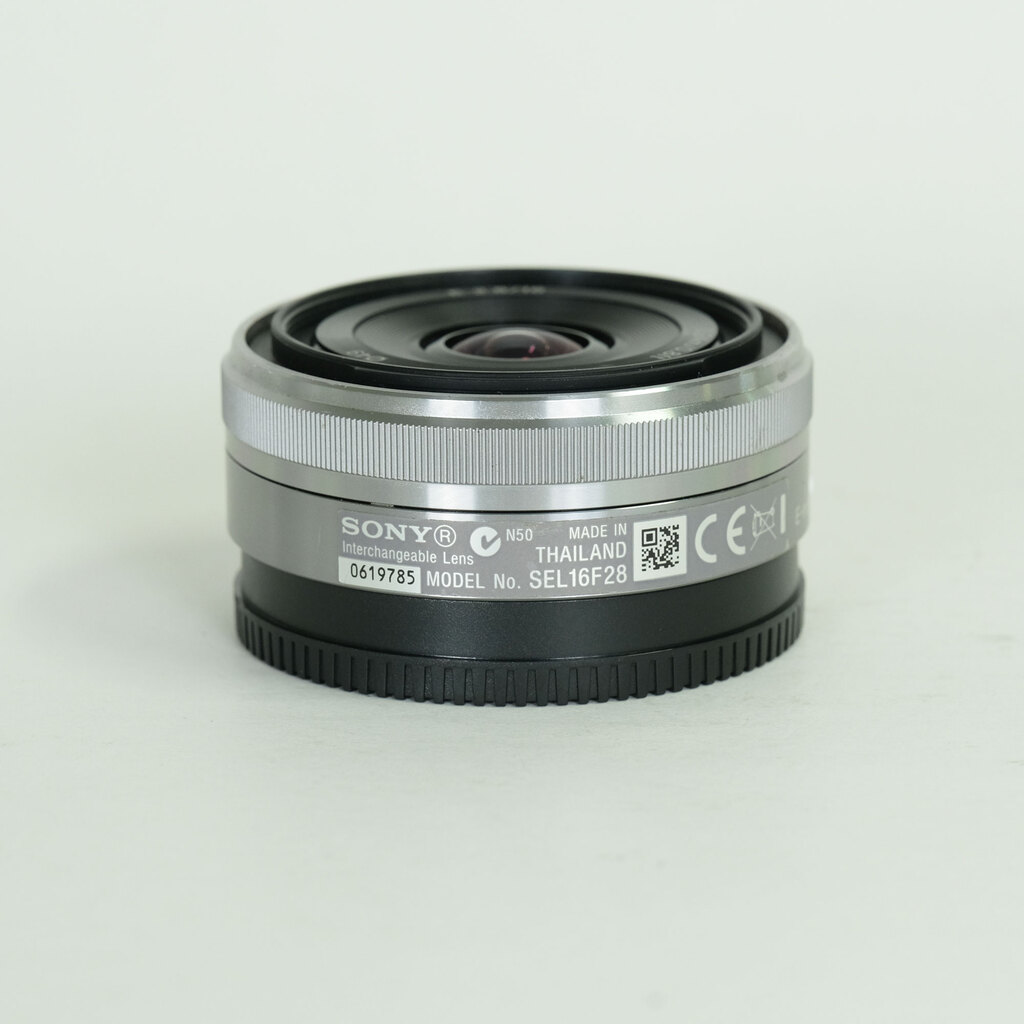 SONY E 16mm F2.8 SEL16F28