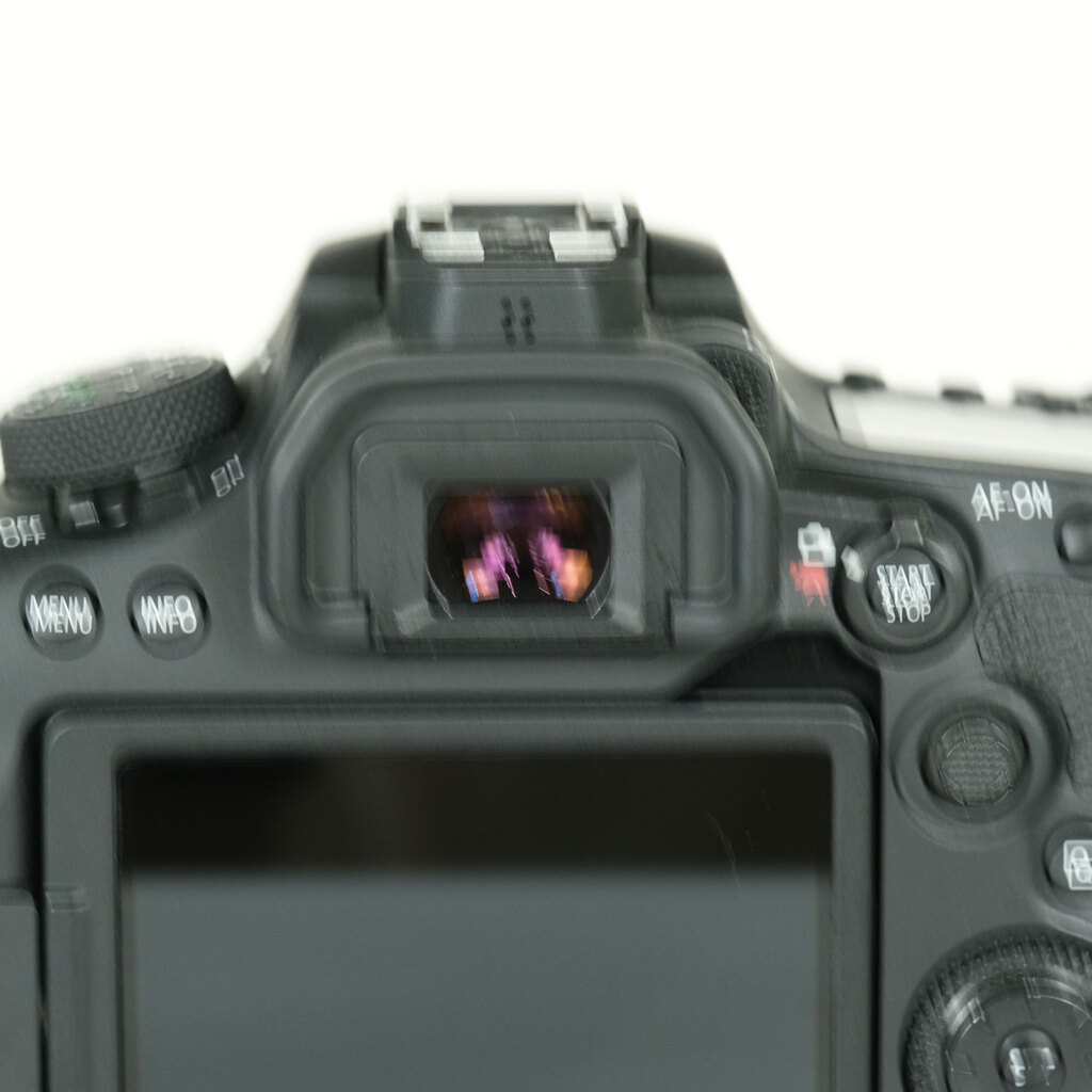 Canon EOS 90D ボディ 元箱・説明書付き Canon EOS 90Dの出品 | ONE SCENE（ワンシーン）