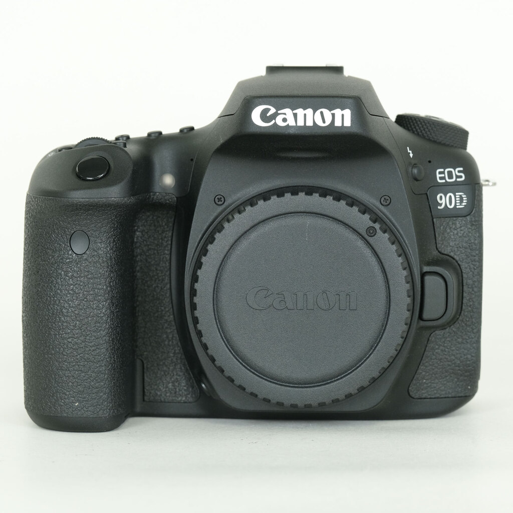 Canon EOS 90D