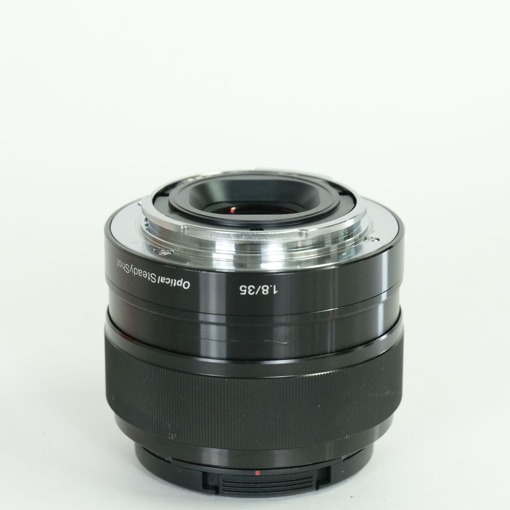 SONY E 35mm F1.8 OSS SEL35F18
