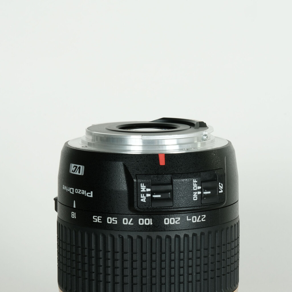 TAMRON 18-270mm F3.5-6.3 DiII VC PZD TS B008TSE（キヤノンEF用）