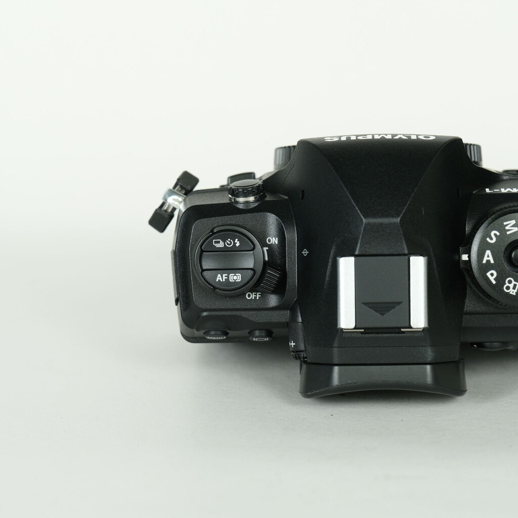 OM SYSTEM OM-1の出品 | ONE SCENE（ワンシーン）