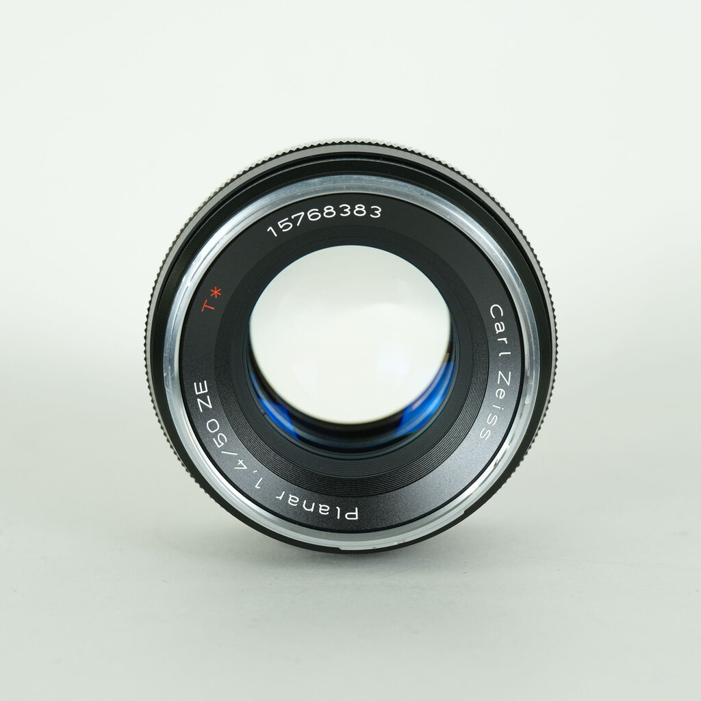 Carl Zeiss Planar T* 50mm F1.4 ZE [キヤノンEF用]