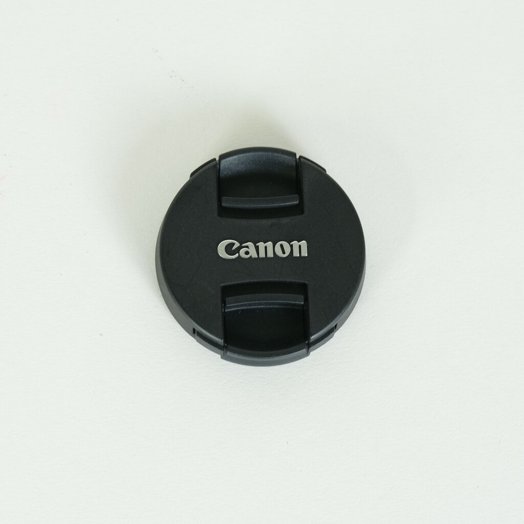 Canon EF-M28mm F3.5 マクロ IS STM