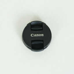 Canon EF-M28mm F3.5 マクロ IS STM