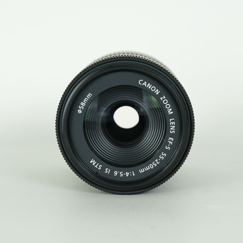 Canon EF-S55-250mm F4-5.6 IS STM