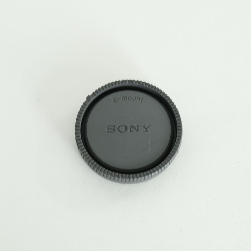 SONY E18-200mm F3.5-6.3 OSS SEL18200